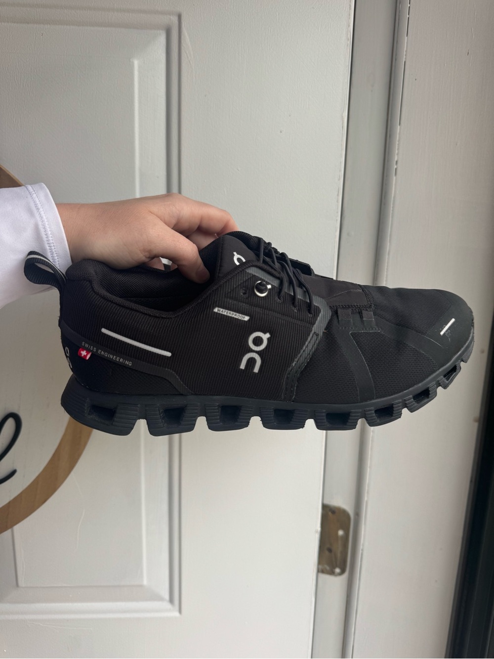 On Running Women’s Cloud Waterproof Shoe